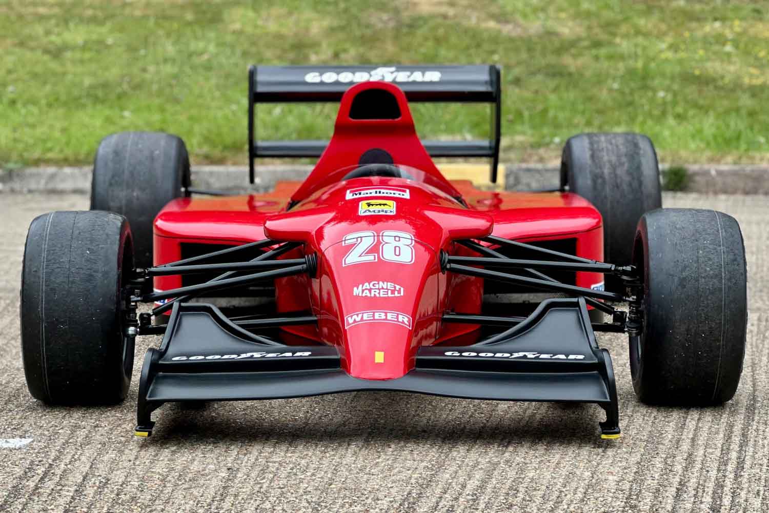 フェラーリ クラシックF1カー（木彫り） フェラーリ クラシックF1カー（木彫り） - ミニカー