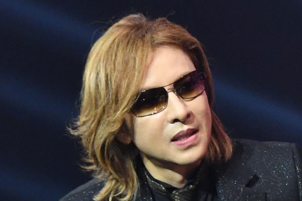 X JAPANのYOSHIKIが、アニメ「ダンダダン」の動画内容について自身のX（旧ツイッター）で困惑を表明する様子