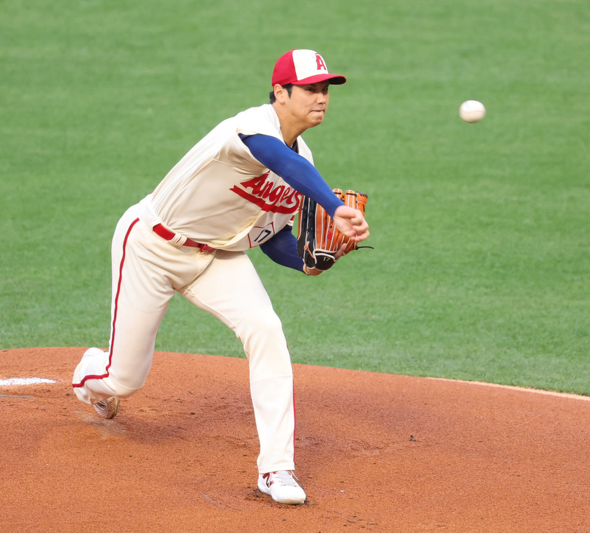 【もう見れない!エンゼルス時代の大谷選手】 女性自身10月17日・24日合併号 ドジャース・大谷翔平の孤軍奮闘台無しに地元メディア嘆き