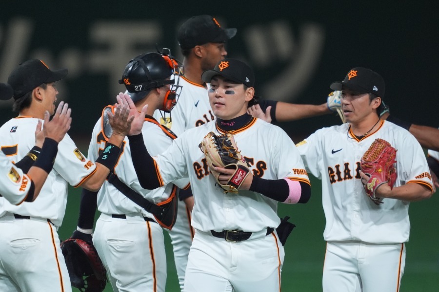 巨人が発表した特別ユニ…長嶋さん追悼試合で“史上初の試み” 随所