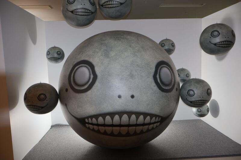 NieR 15th EXHIBITION 消セナイ記録　エミール　キャップ　帽子 ニーア』シリーズ15周年記念の展覧会で思い出を辿る…！「NieR