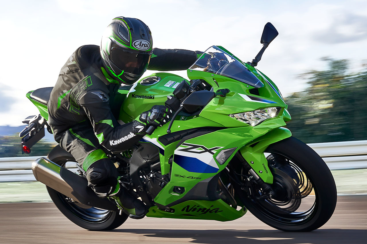 なおプ 値下げします!。 カワサキ、『Ninja ZX-4RR/ZX-4R SE』の最新モデルを発表