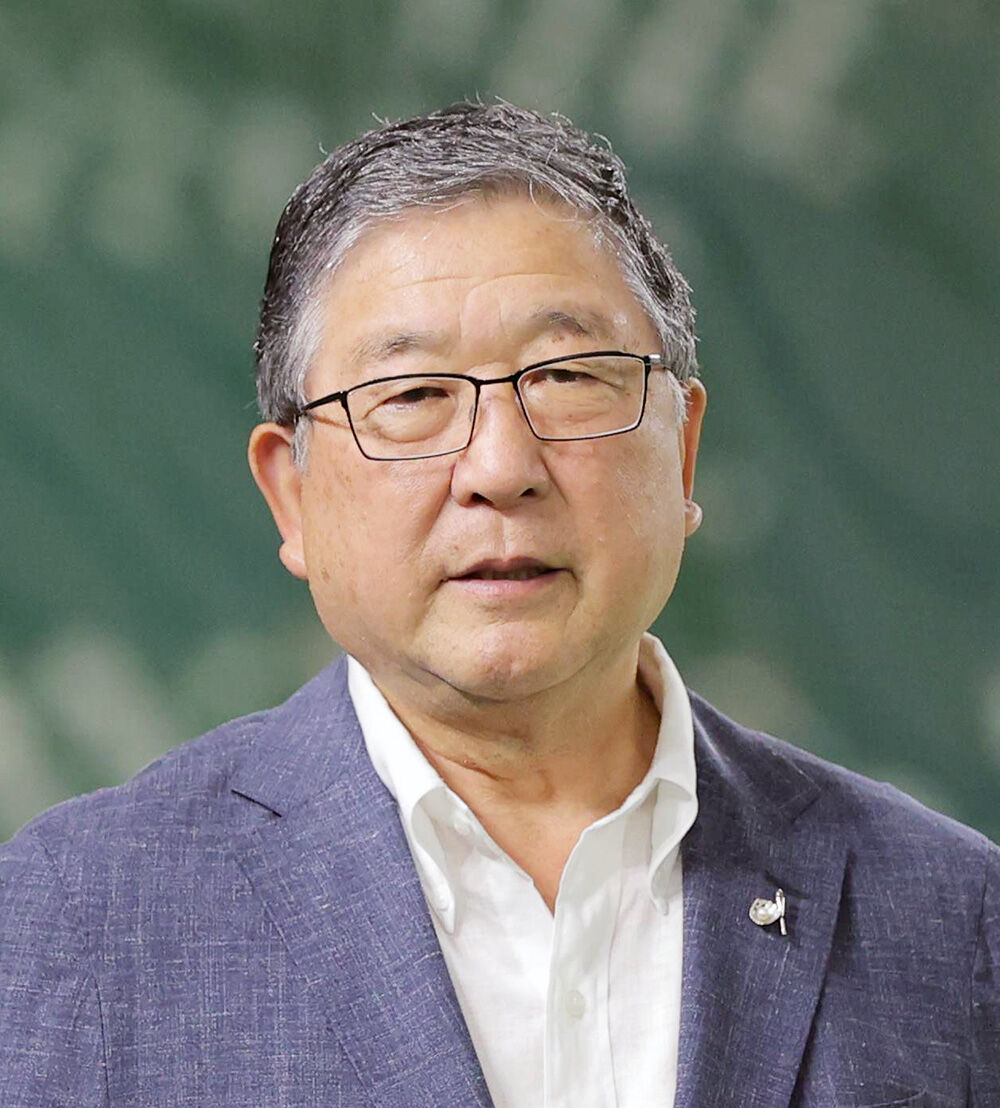 腰の手術を終え、ニッポン放送の番組に出演中のフリーアナウンサー徳光和夫氏
