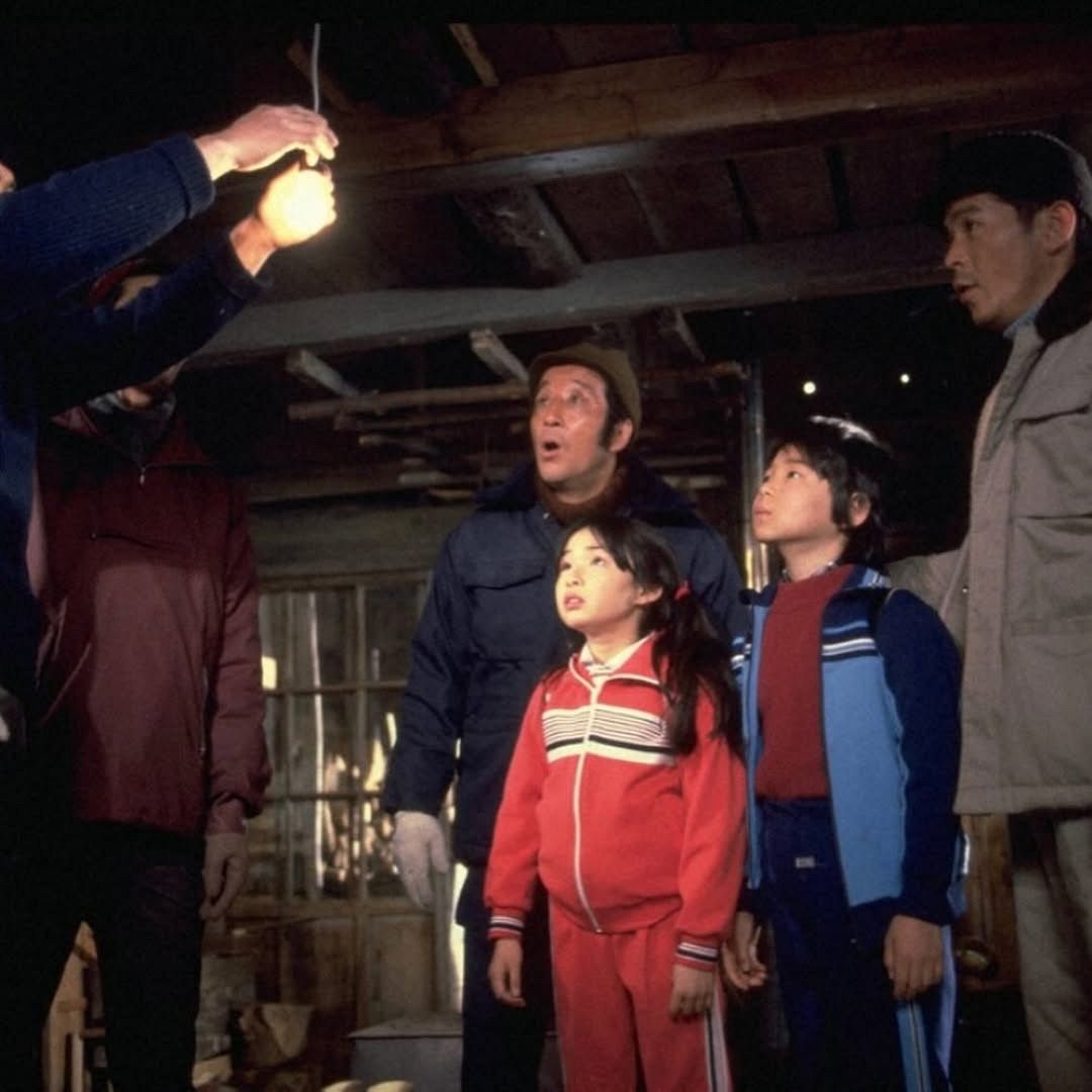 【写真】ドラマ『北の国から』の「蛍ちゃん」、中嶋朋子が公開した幼少期と大人になった現在の姿。富良野ロケ地訪問ショットも。