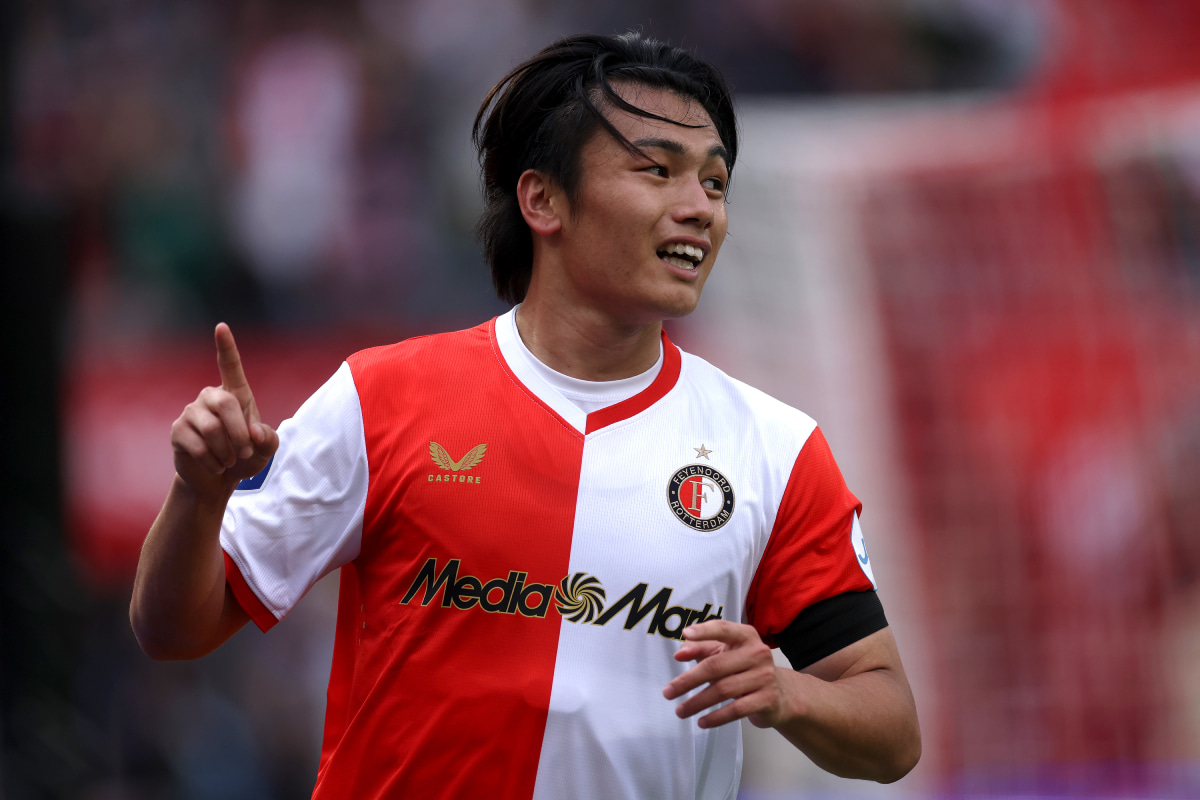 【美品】上田綺世　サッカー日本代表　ユニフォーム アディダス サッカー 日本代表 2024 ホーム レプリカ