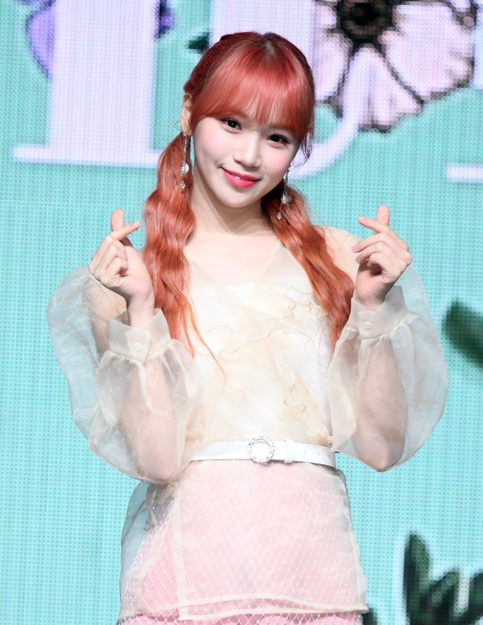 IZ*ONE LE SSERAFIM チェウォン waves LE SSERAFIM チェウォン編】IZ*ONE時代から華麗なる変身を遂げた