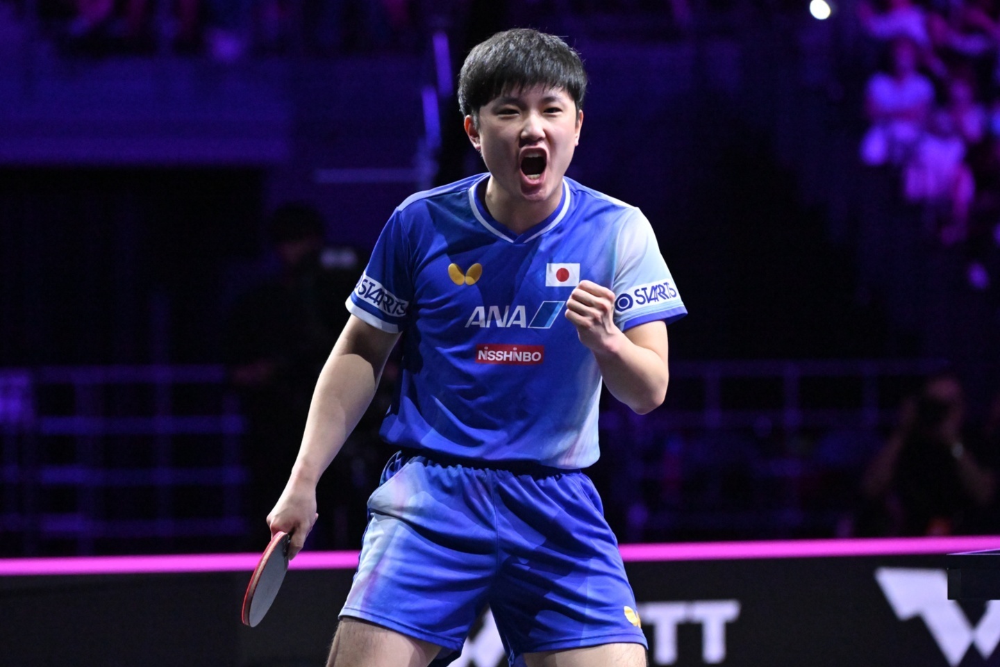 卓球選手　張本智和　缶バッジ　{最終値下げ} 楽しくも怖かった」「団体でこの借りを返す」世界ランク4位の張