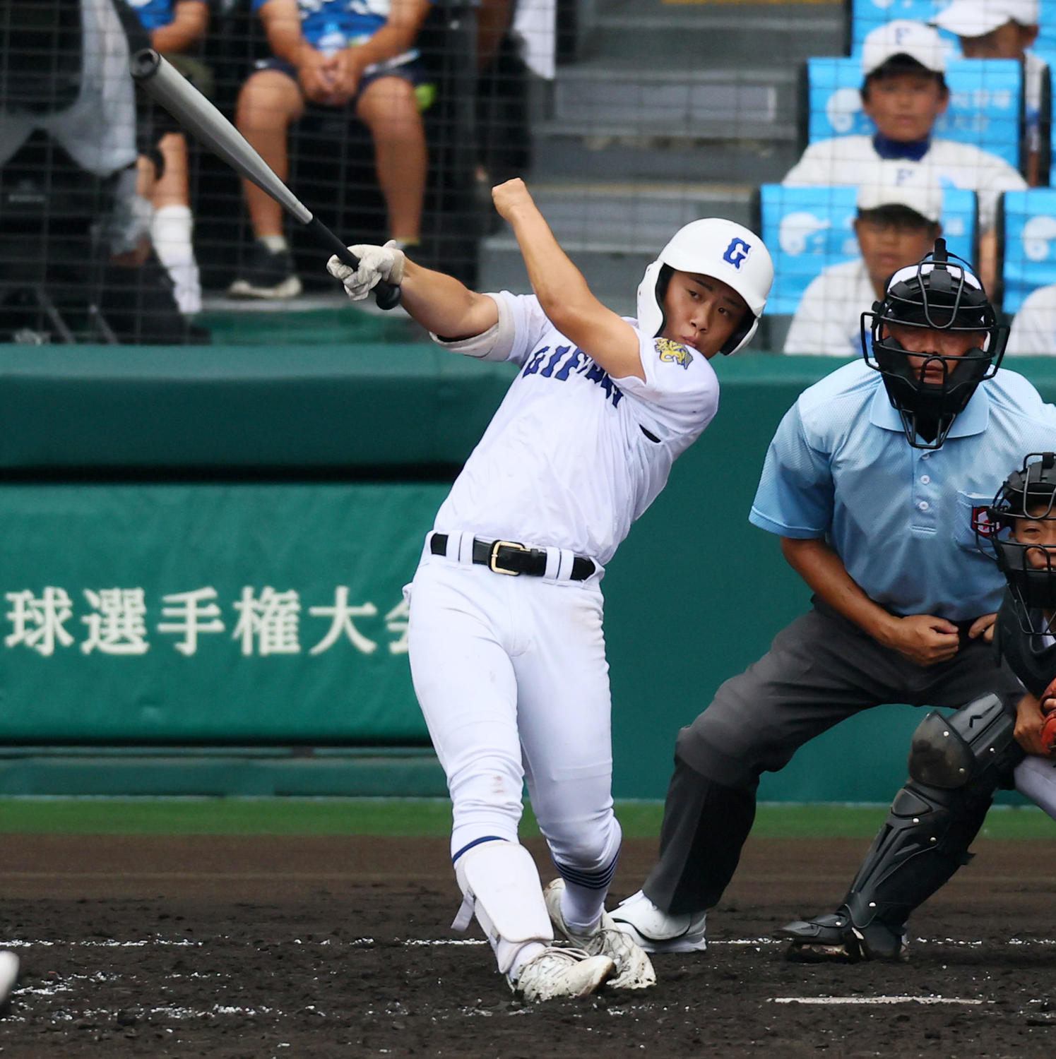 岐阜協立　永久欠番　50番 甲子園】生まれつき左手の指がない県岐阜商・横山温大が右手1本