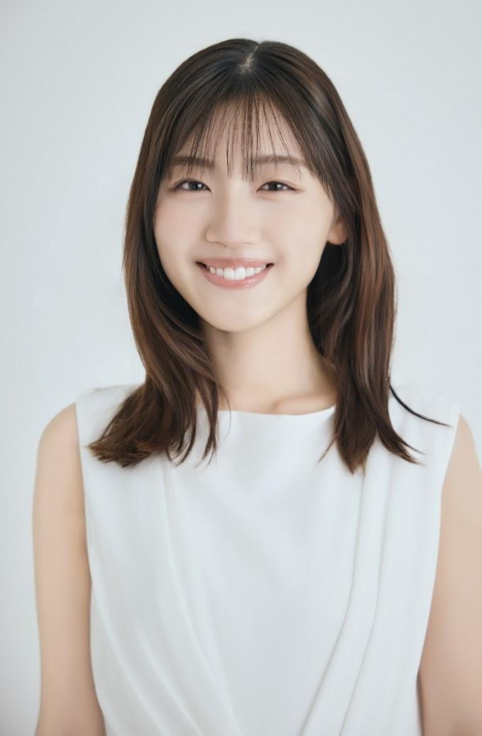 日向坂　佐々木美玲　サイン入りボール　サイン入り生写真　2つセット 元日向坂46佐々木美玲＞大阪・心斎橋で期間限定店、パネル展を