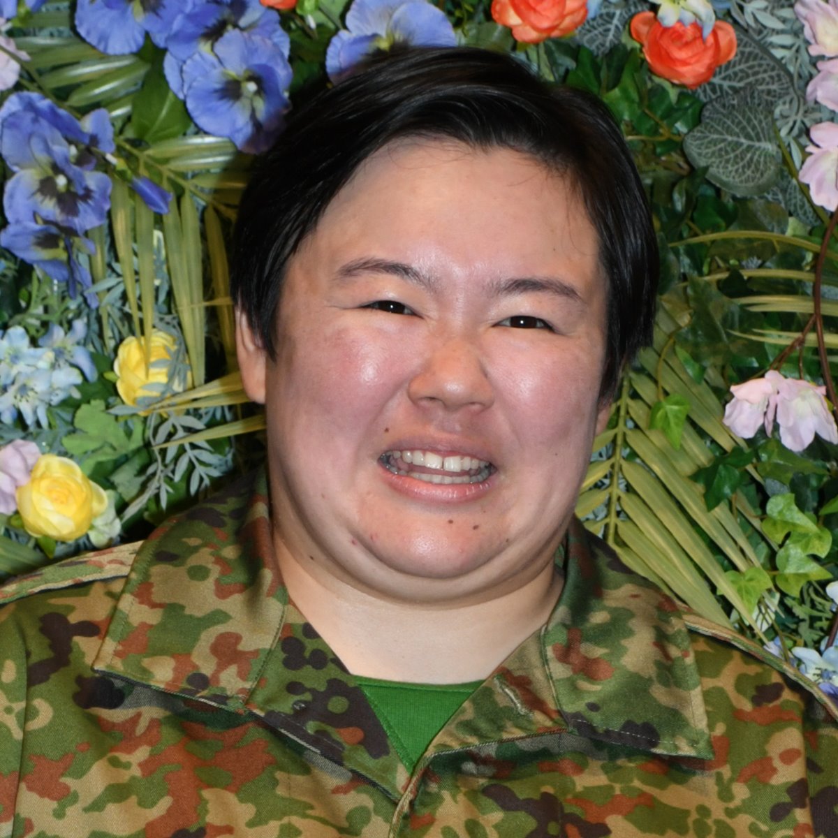豪雨災害で「死にますからね」と注意喚起するお笑いタレントやす子さんの真剣な表情