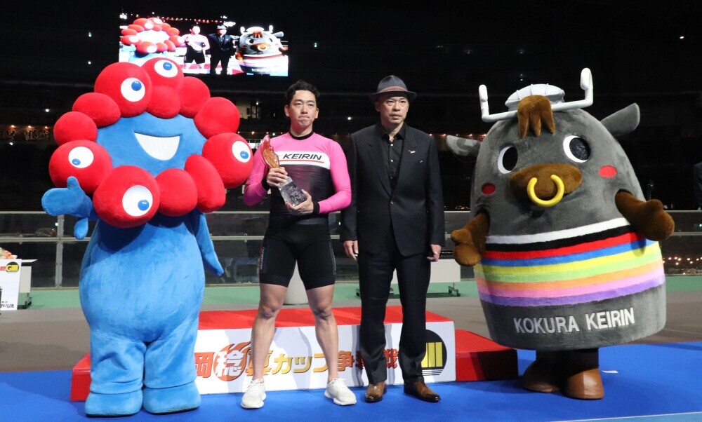 激レア 吉岡 稔真 競輪選手 フォトボード 直筆サイン入り 2025年最新】吉岡稔真の人気アイテム - メルカリ