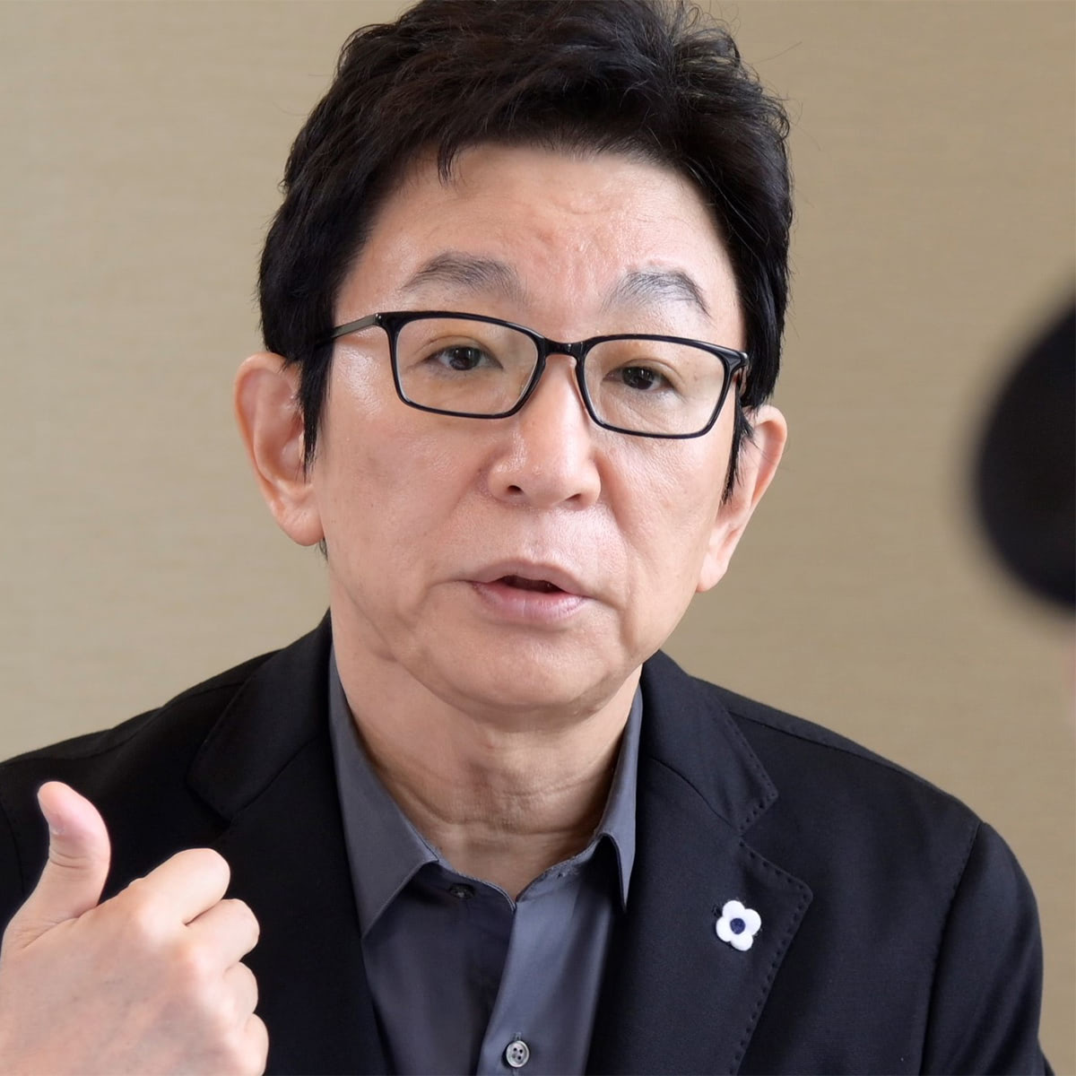 古舘伊知郎、ポケモンカード転売騒動で謎発言「マックに行かないで参政党に投票して」（エンタメNEXT） - Yahoo!ニュース