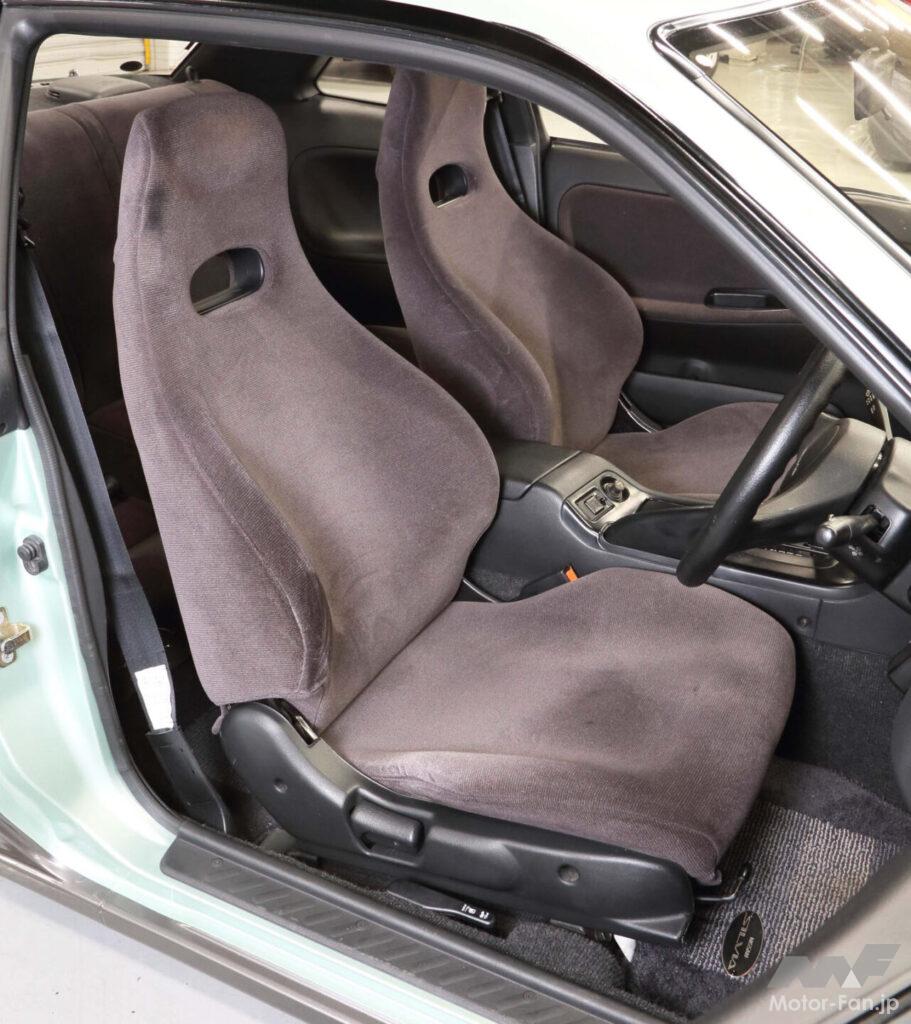 注目は一体成型のモダンフォルムシート。S13のラウンディッシュ