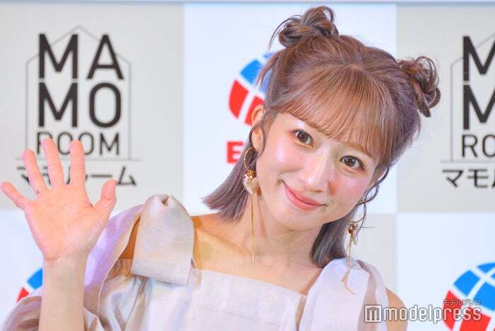タレント・辻希美のポートレート写真
