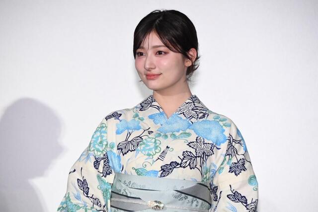 吉川愛>浴衣で涼しげに 淡いカラーで統一 「帯の折り方」にもこだわり(毎日キレイ) - Yahoo!ニュース