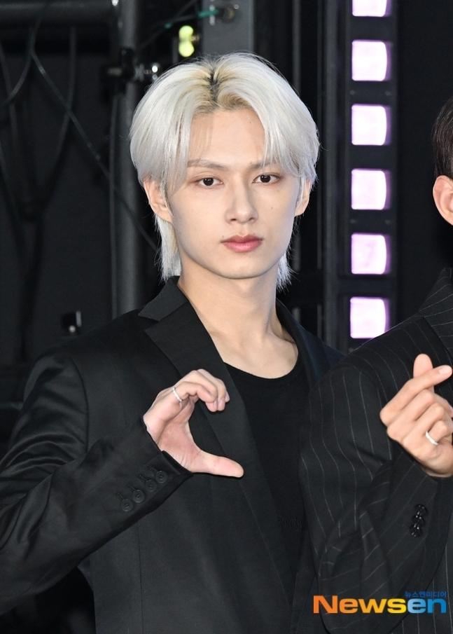 SEVENTEEN ジュン、中国映画「捕风追影」で悪役に！スチール