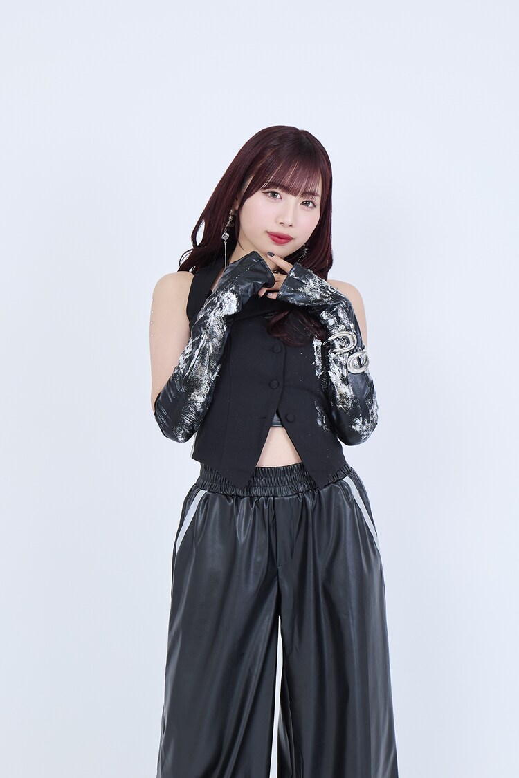 伊勢鈴蘭（アンジュルム）が選ぶ2025年夏の10曲（音楽ナタリー