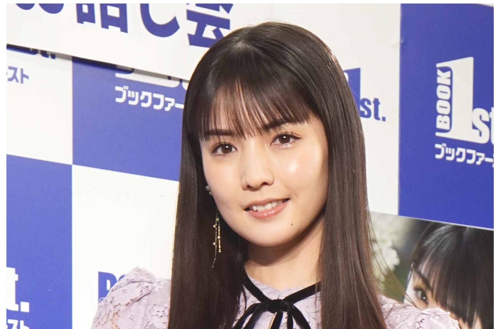 約22年の芸能活動に幕を閉じる道重さゆみのポートレート写真