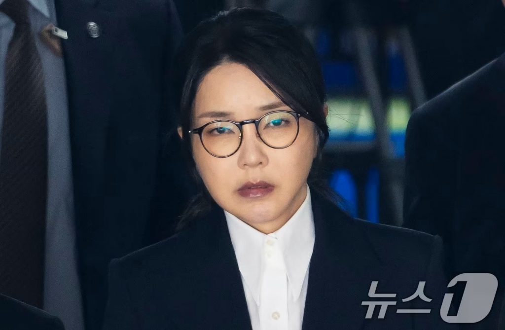韓国の金建希前大統領夫人。ソウル南部拘置所に収監された初日の様子が注目されています。