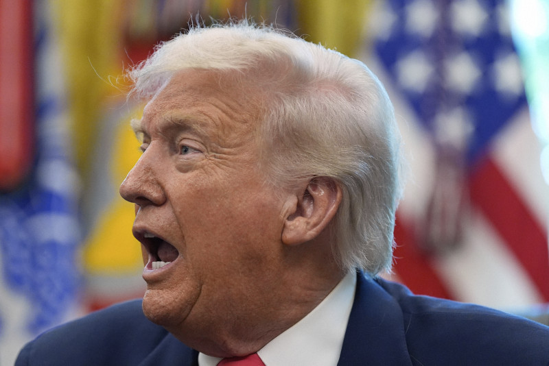 ホワイトハウスで演説するトランプ米大統領