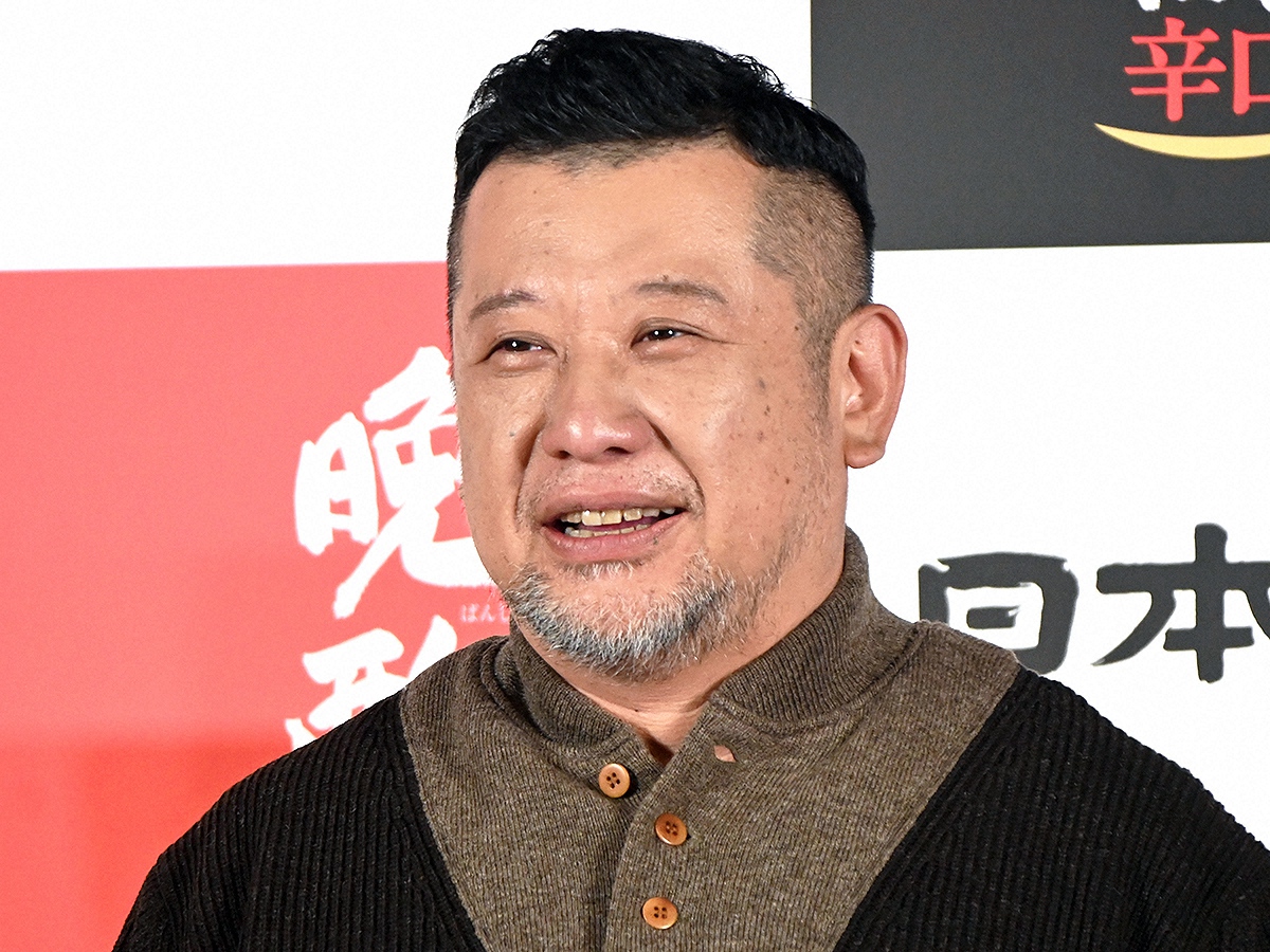 お笑いタレントのケンドーコバヤシ。番組で人気女優・上戸彩の人柄について語った様子。