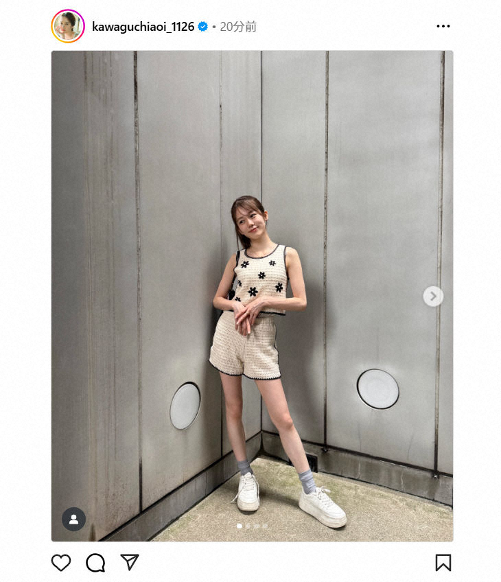 川口葵が自身のインスタグラムで公開したZARA KIDSのセットアップを着用した私服姿