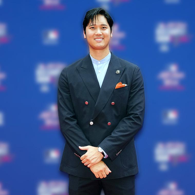 大谷翔平選手、スーツはダブルが好み？ BOSSの一着…レッド