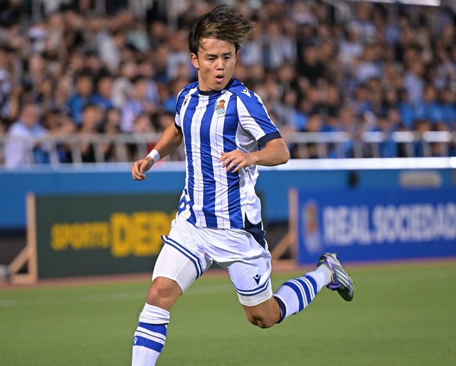 非売品　久保建英選手　特大パネル 713ZLeq4YuL._AC_SY200_QL15_.jpg