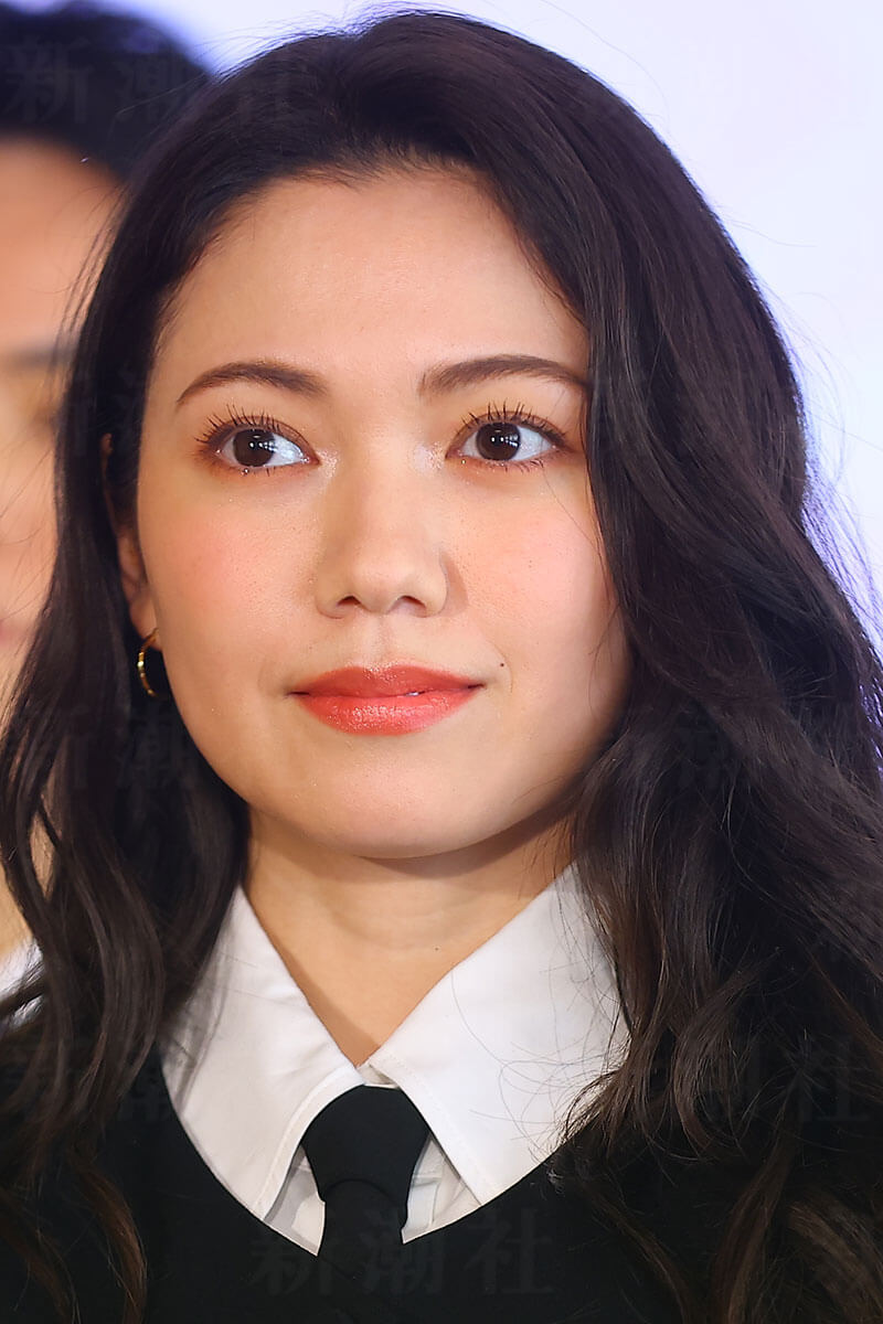 二階堂ふみさんとカズレーザーさんの結婚が話題となる中で、自身の「推し」との結婚が注目される女優、二階堂ふみさんのポートレート。