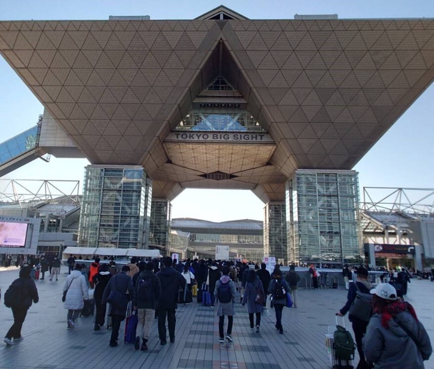 東京ビッグサイトで開催されるコミックマーケット（コミケ）の様子。同人誌印刷の収益性の悪化が懸念されている。