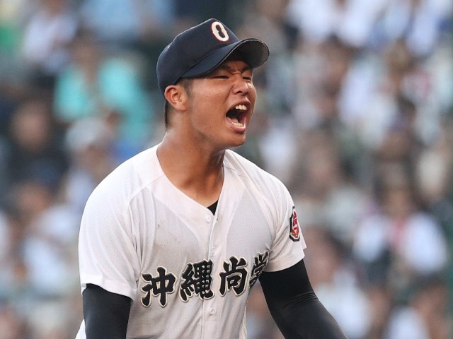沖縄尚学高校の末吉良丞投手