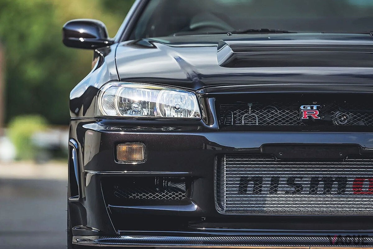 価格高騰が止まらない!? 低走行の極上R34「スカイラインGT-R V