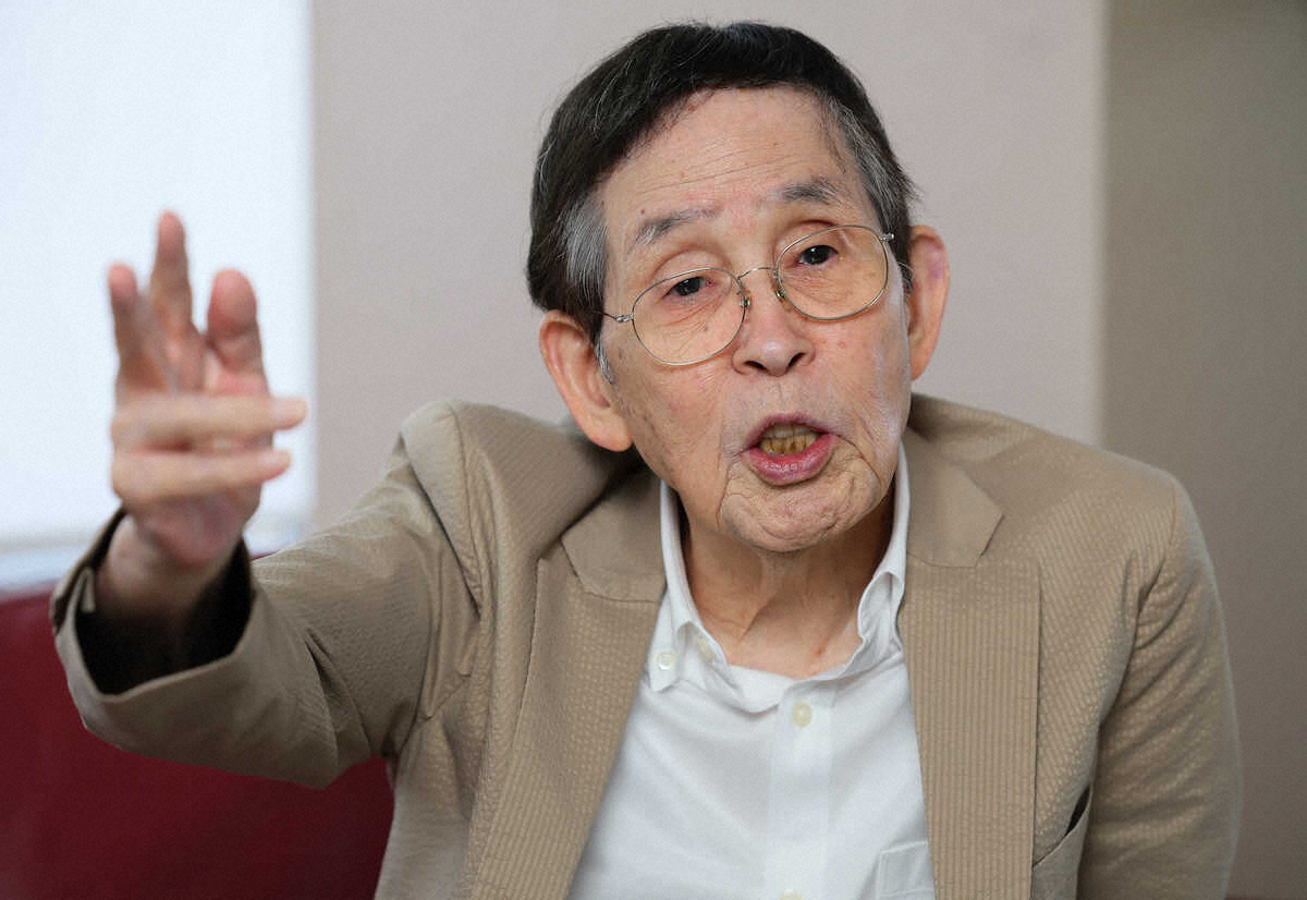 「ボクらの時代」に出演し、憧れの女優・浜木綿子について語るコメディアンの萩本欽一氏。