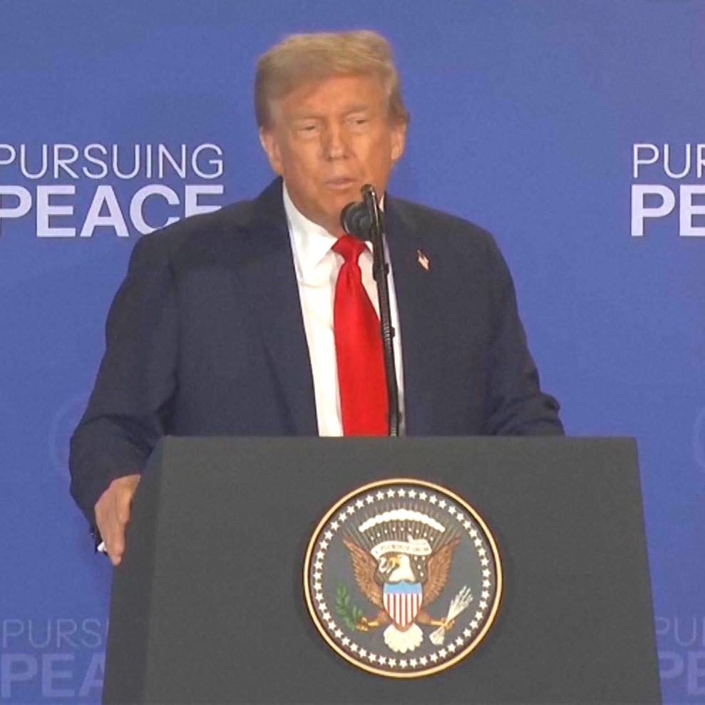 ウクライナの戦後復興と安全保障について語るトランプ氏。将来的な「安全の保証」提供の可能性が報じられている。