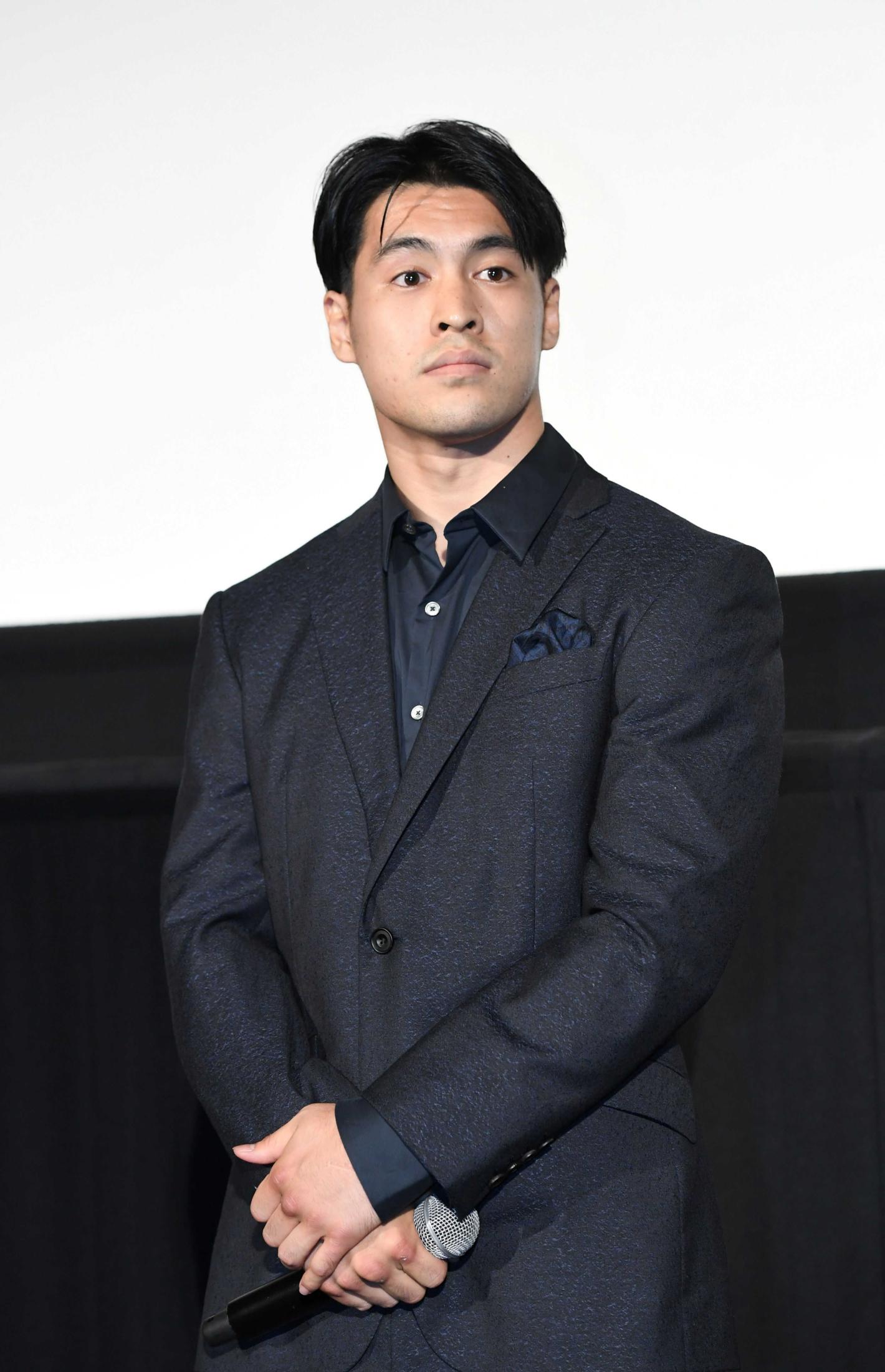 赤井英五郎氏、父赤井英和氏に似た笑顔のプロボクサー兼ドキュメンタリー映画監督