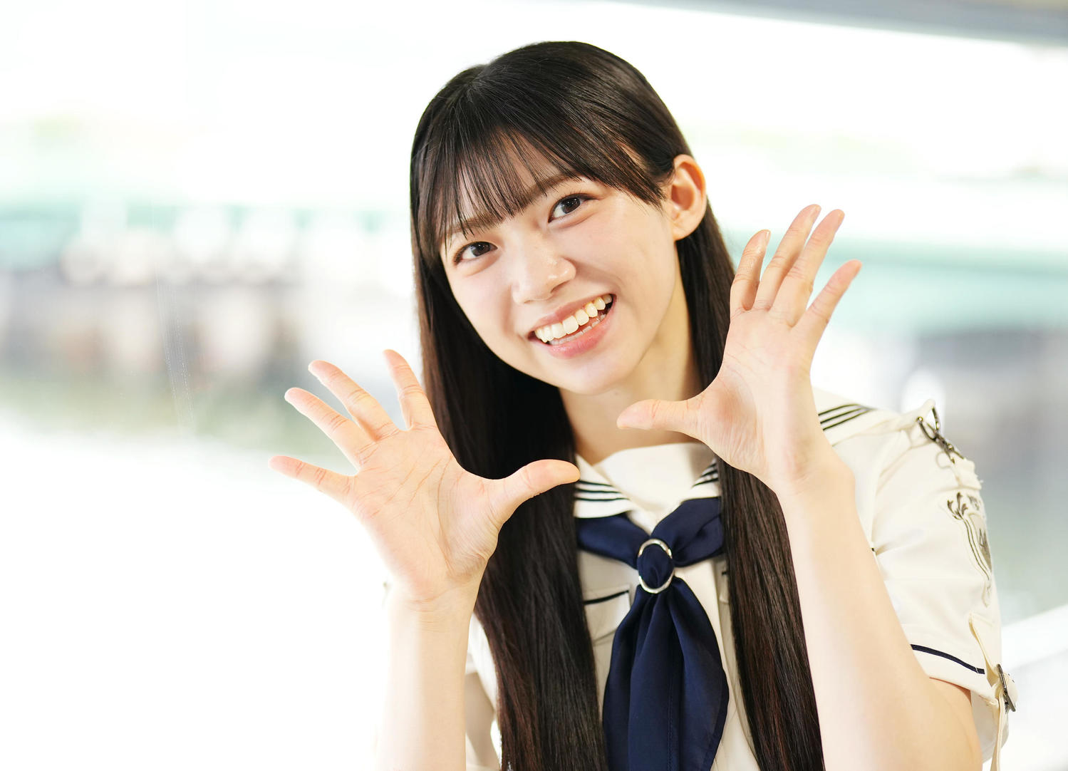 佐藤愛桜　四期生お披露目制服　直筆サイン 佐藤愛桜 櫻坂46 四期生お披露目制服 生写真 チュウ - メルカリ