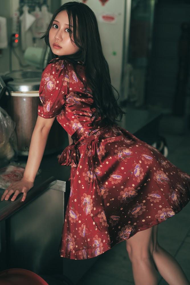 古畑奈和＞色気あふれるランジェリー 艶やかに 元SKE48美女の