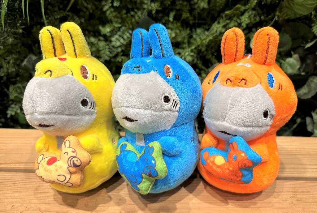 おでかけ子ザメ×RODY　ぬいぐるみマスコット　全3種 おでかけ子ザメ×RODY ぬいぐるみマスコット 全3種 - メルカリ