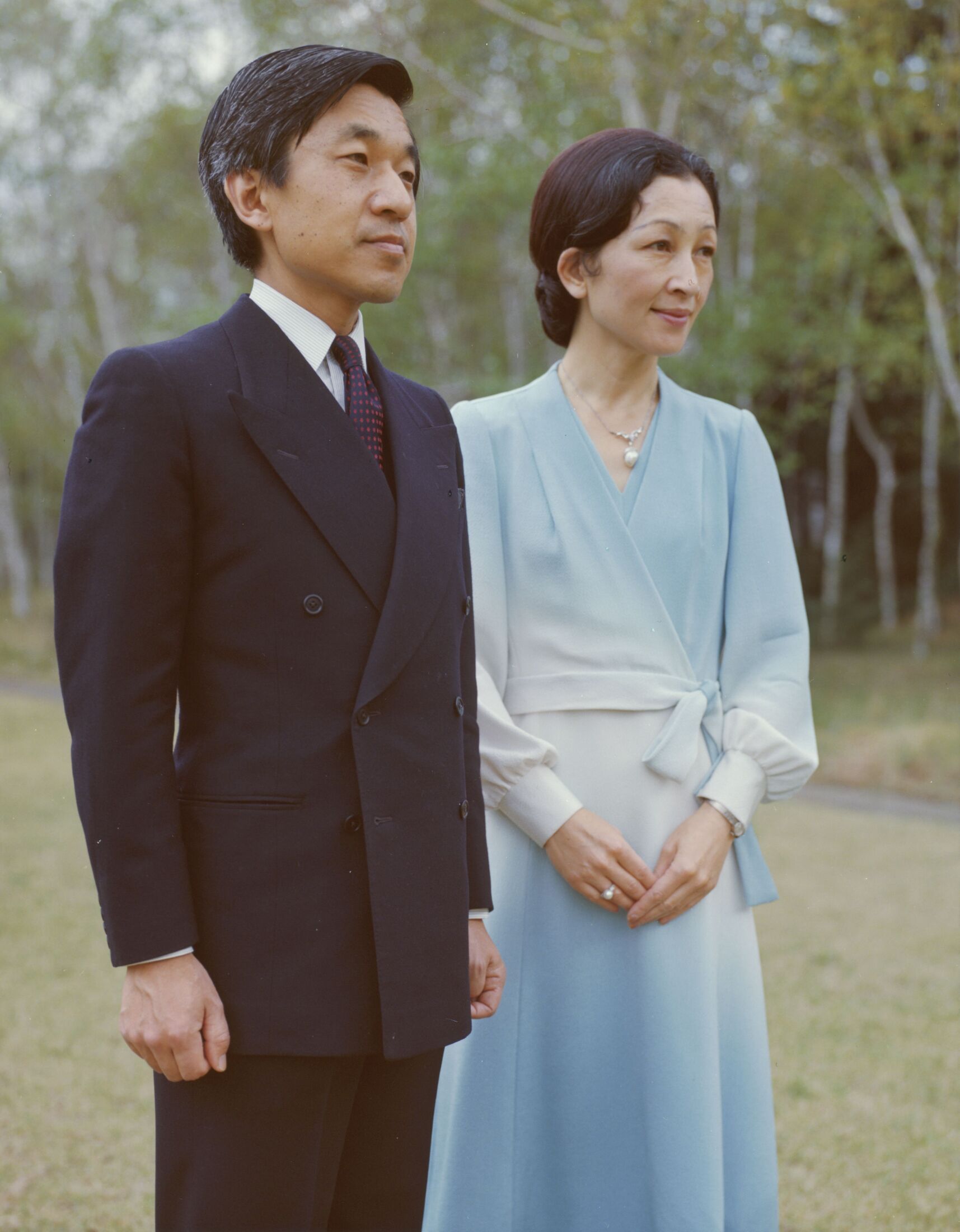 皇太子同妃両殿下時代の美智子さまと上皇さま、宮内庁提供写真
