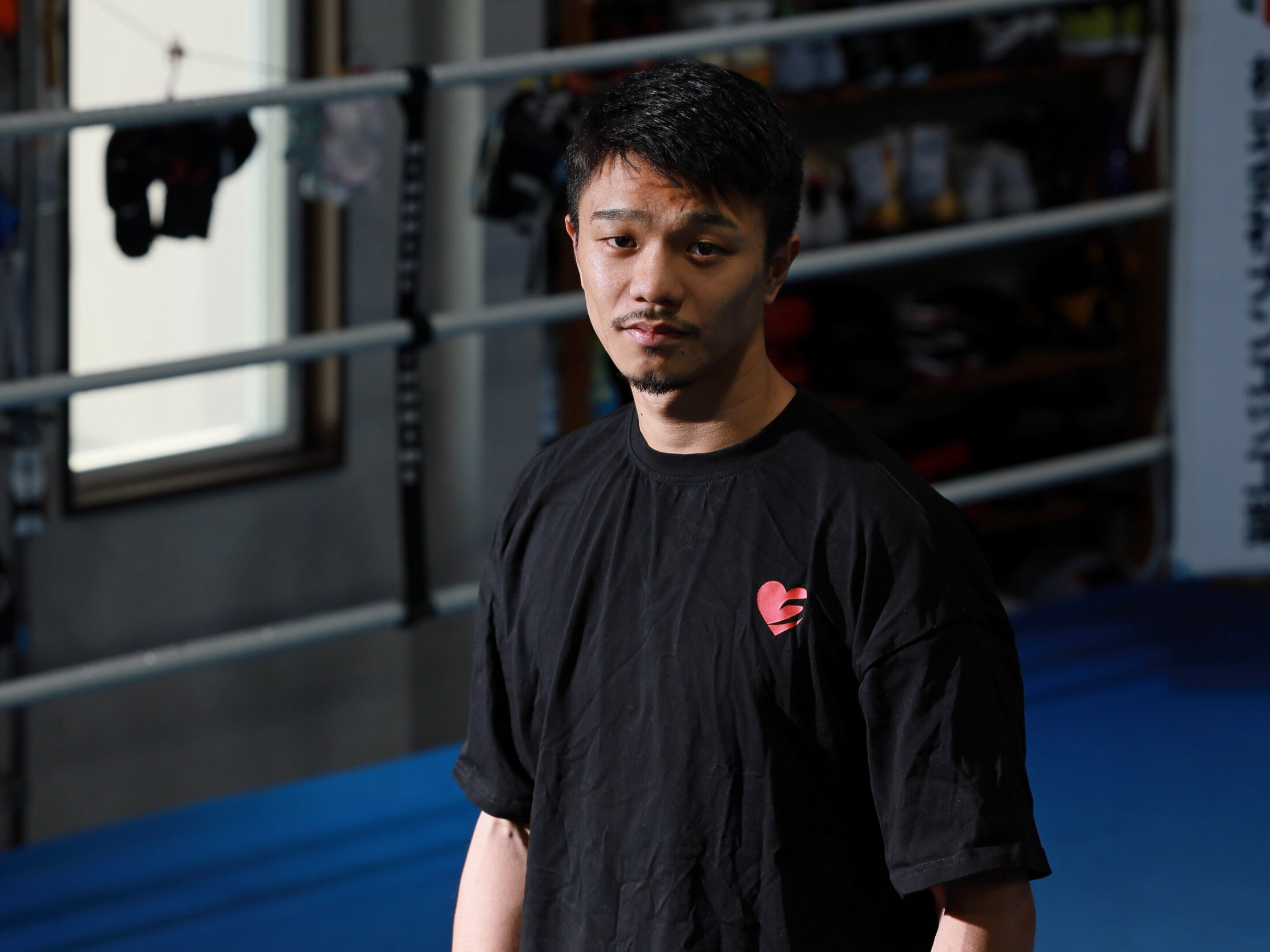 〈新品〉中谷潤人×西田凌佑 統一戦記念タオル 2団体統一の中谷潤人 相手の右肩脱臼は狙い通りと告白「非情