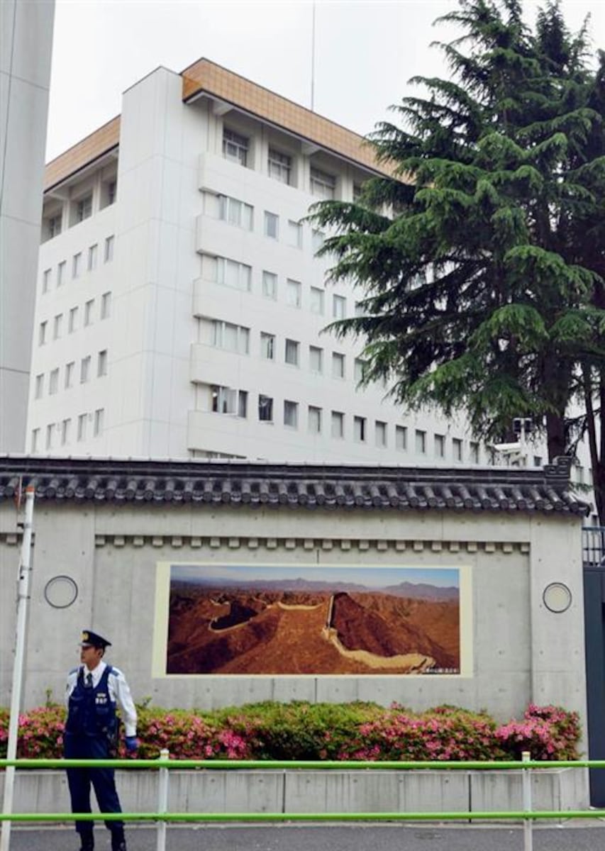 中国大使館、在日中国人・観光客への安全注意喚起を強化：襲撃事件、富士登山、交通違反に警鐘