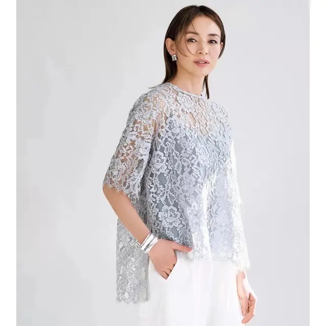 50代 甘すぎない“大人のレース”が上品な夏のスタイル (Web eclat