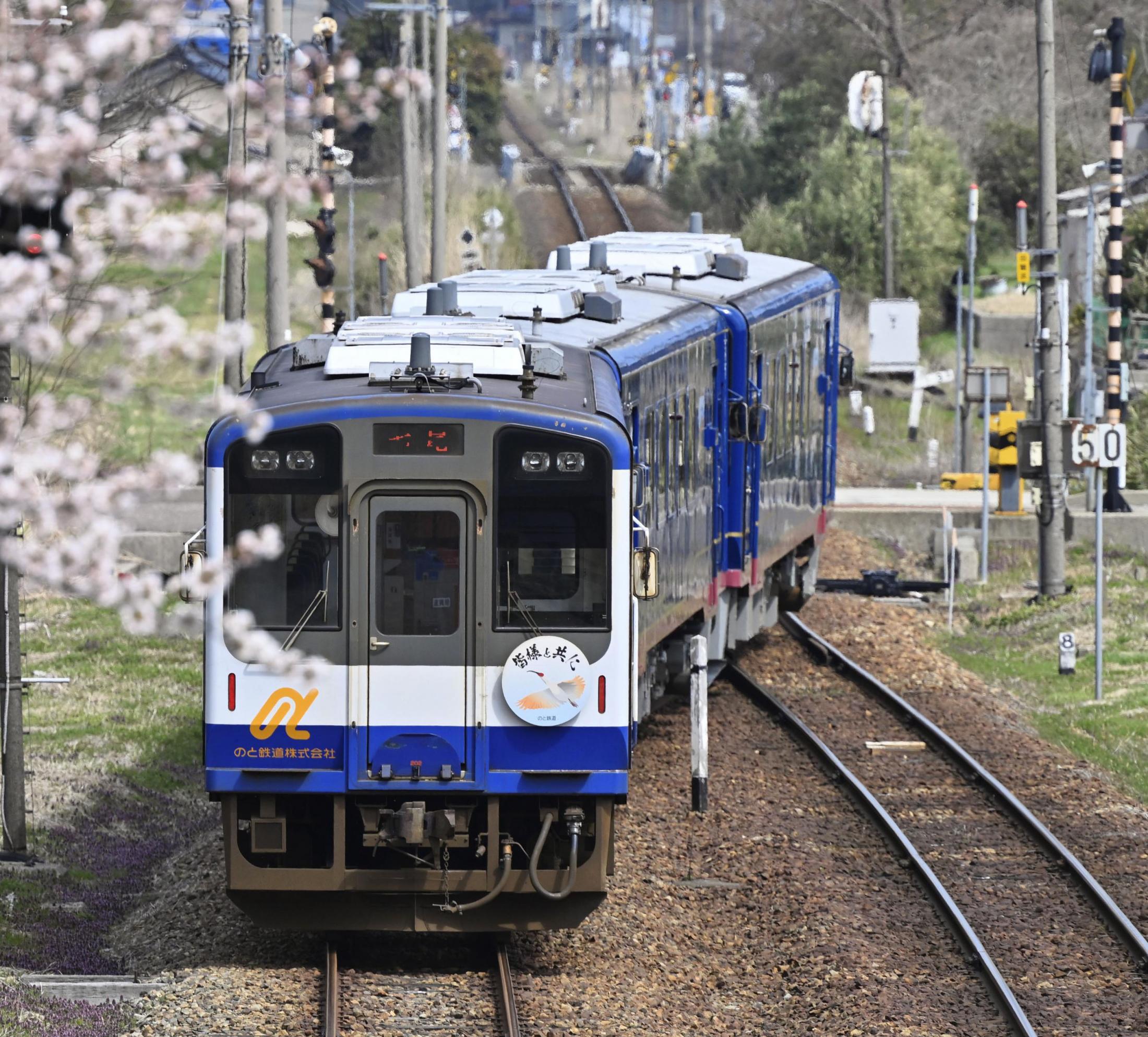 鉄道ポスター　しっかり指さし　はっきり称呼　額入り　現状渡し 湘南イラストポスター「いつかの海岸線2」 鎌倉高校雨踏切で