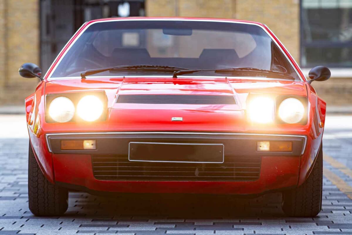 ステアリング フェラーリ ディノ 308GT4 中古 ステアリング フェラーリ ディノ 308GT4 中古