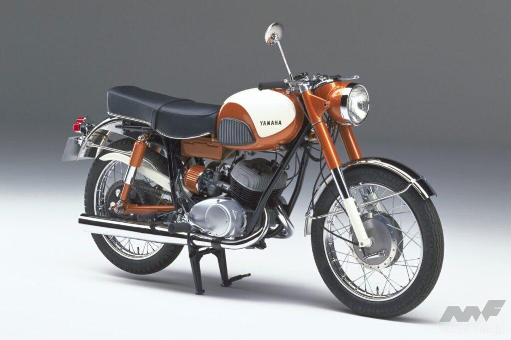 1959年型ヤマハYDS-1。ヤマハ2ストロークパラレルツインロードスポーツの原点。