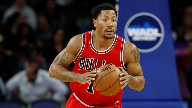 NBAドリームチーム UL MVPローズ ＋DRレブ 他 ブルズがNBA史上最年少MVP獲得のローズさんの背番号「1」を永久