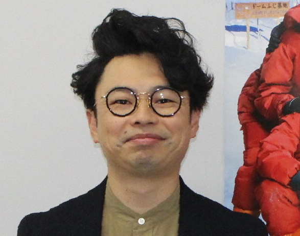 テレビ番組「酒のツマミになる話」に出演した浜野謙太さん。女性のファッションに関する発言に本音を語る様子。