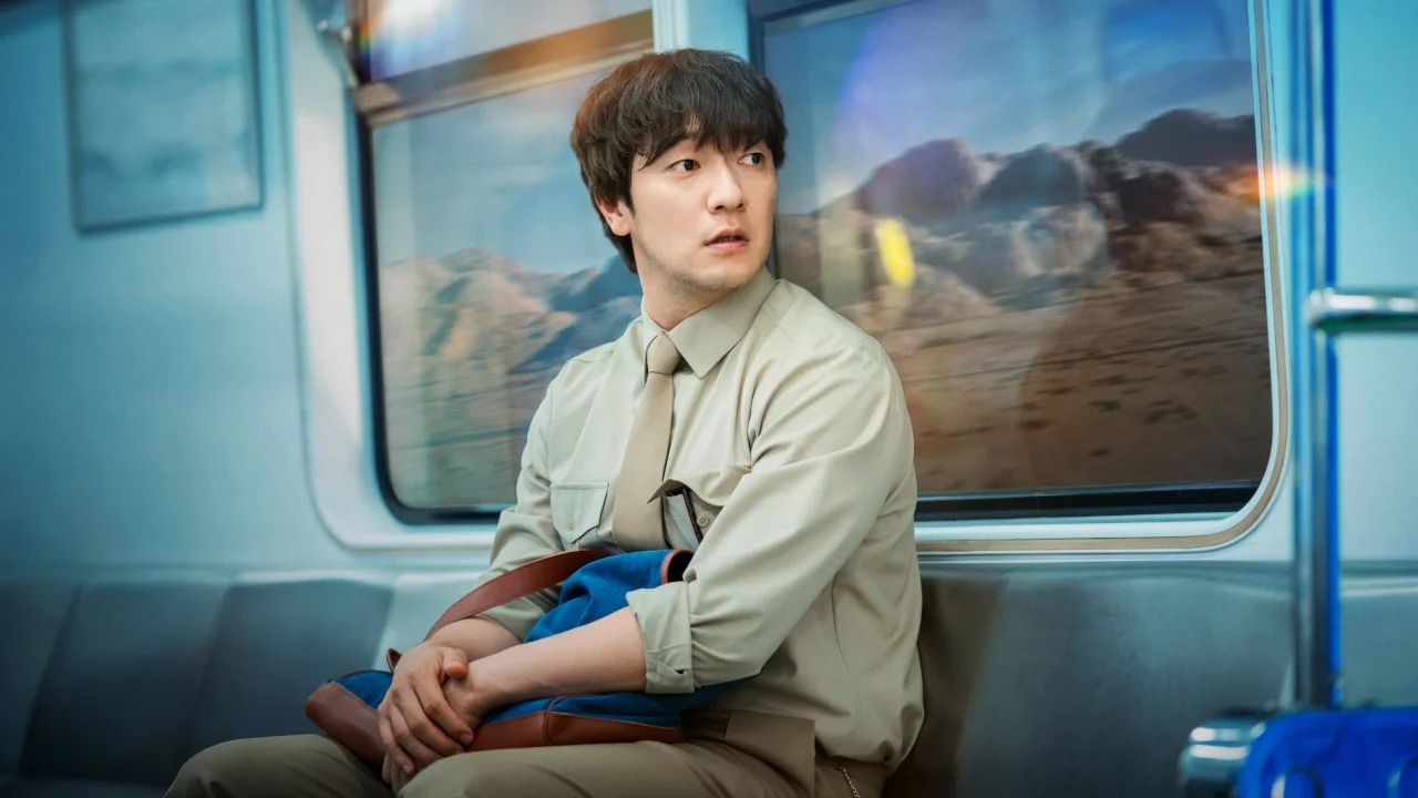 個性的な魅力を持つ俳優ソン・ソック