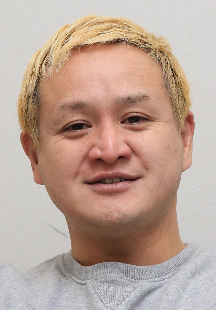 闇営業問題について語るガリットチュウ福島善成