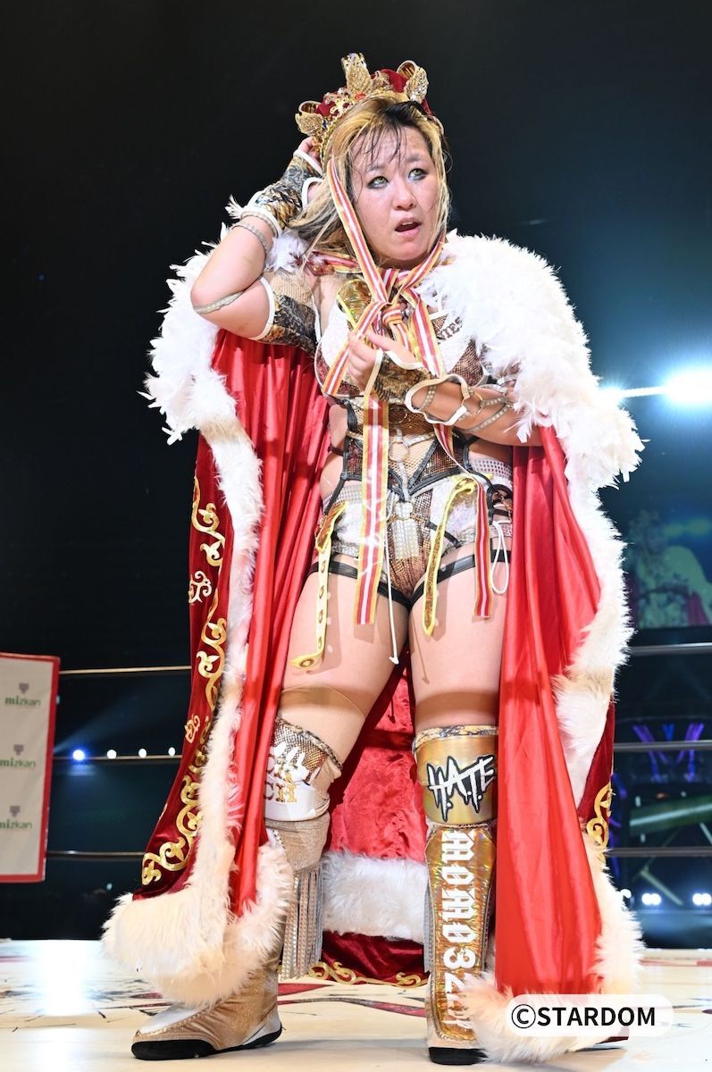 スターダム　渡辺桃選手　時計 写真：【スターダム】渡辺桃 涙の5☆STAR初制覇！ 元QQのAZMに激